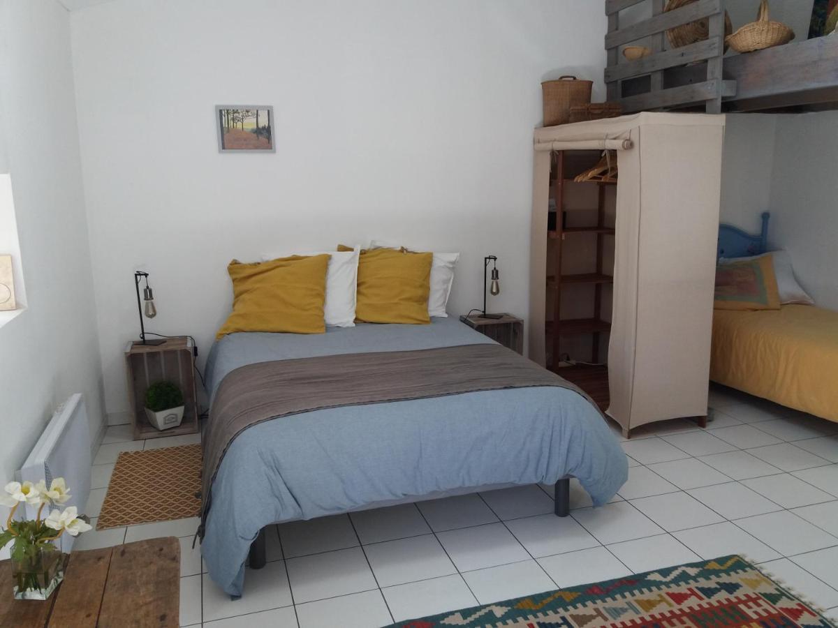 Chambre d'hôtes La Thibaudière Bressuire Extérieur photo